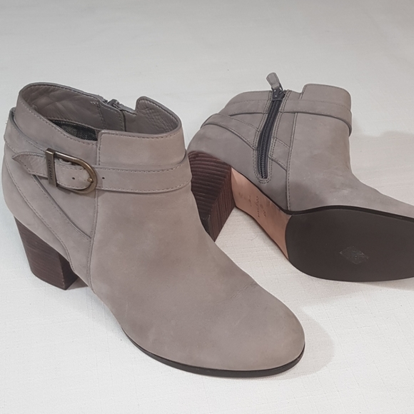 Cole Haan Shoes - Cole Haan Grand Os Leather Ankle Boots Sz8